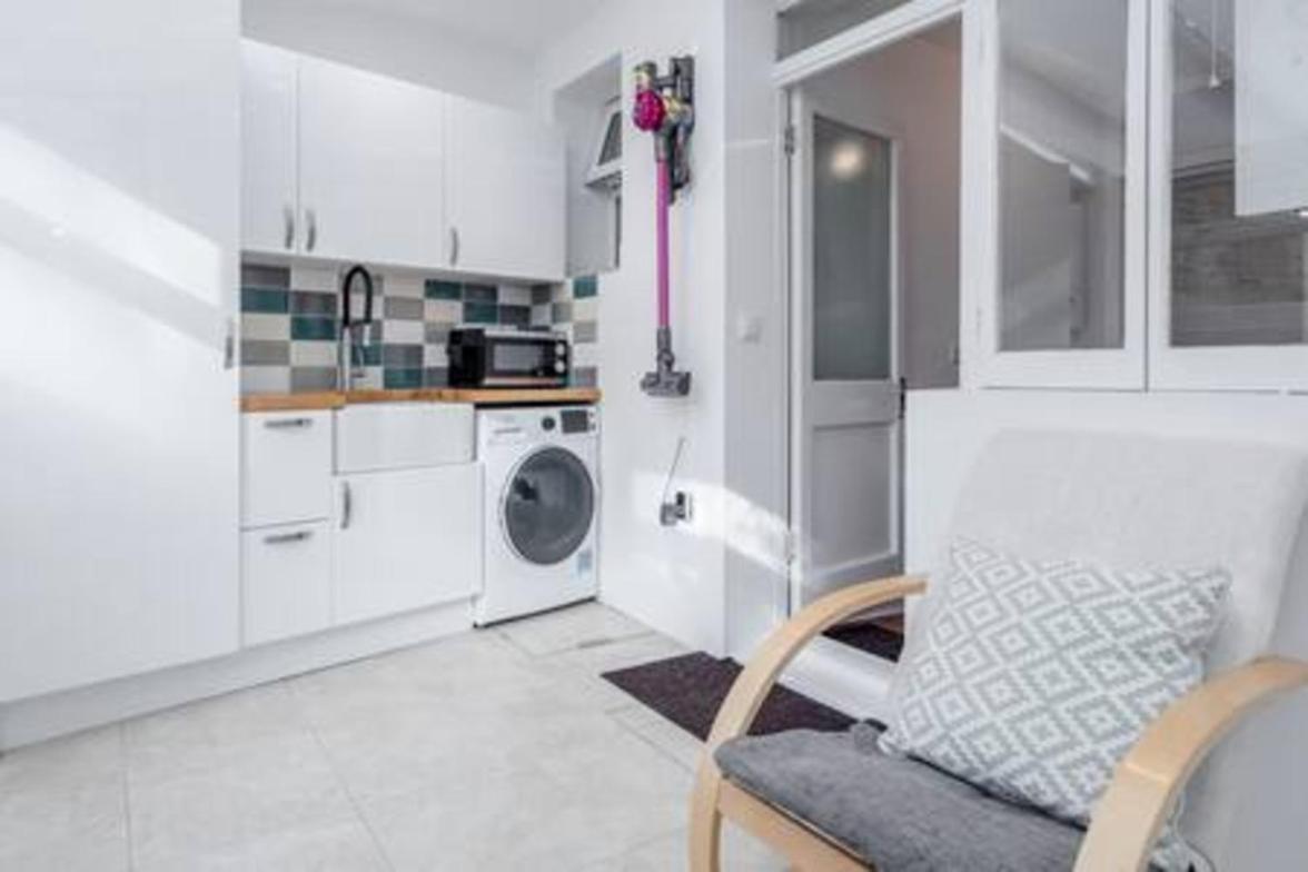 Large 2bed1.5bath With Garden In Ovalvauxhall Apartment London