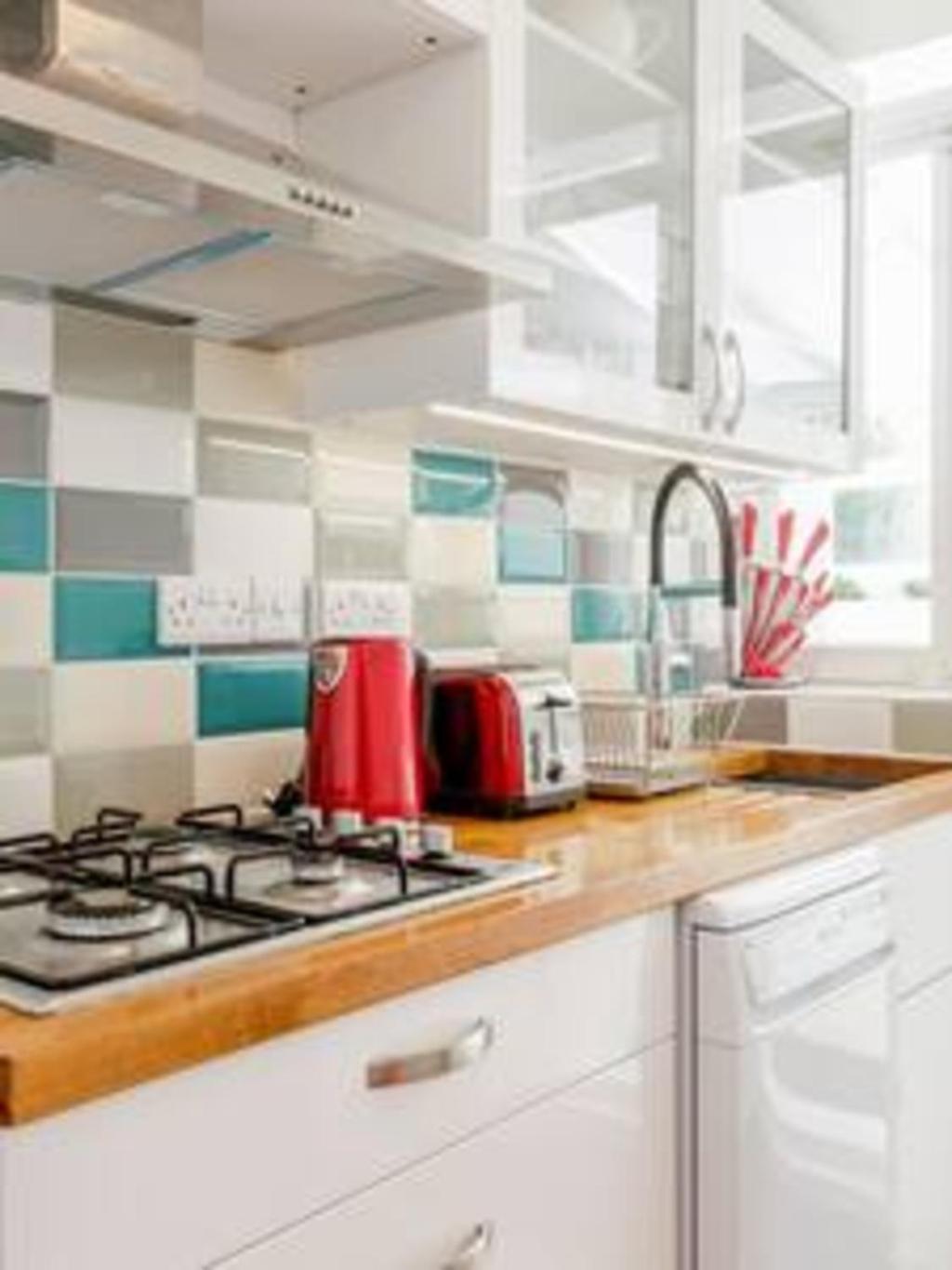 Large 2bed1.5bath With Garden In Ovalvauxhall Apartment